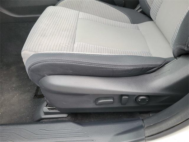 Photo of 2023 Crystal White Pearl Subaru Outback