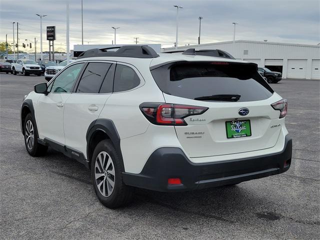 Photo of 2023 Crystal White Pearl Subaru Outback
