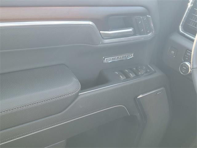 Photo of 2026 Onyx Black GMC Sierra 1500