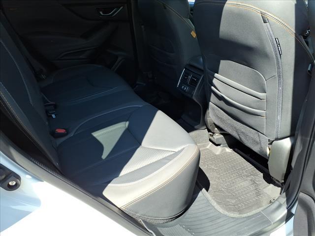 Photo of 2022 Crystal White Pearl Subaru Forester