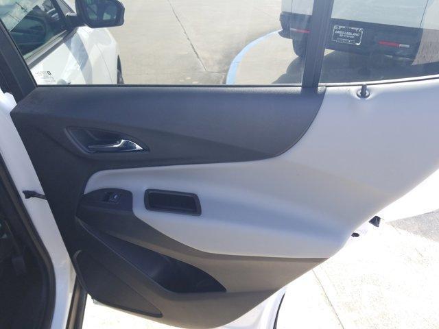 Photo of 2022 Summit White Chevrolet Equinox