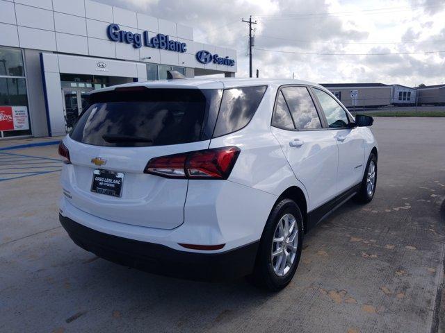 Photo of 2022 Summit White Chevrolet Equinox