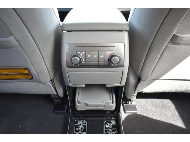Photo of 2013 Classic Silver Metallic Toyota Highlander