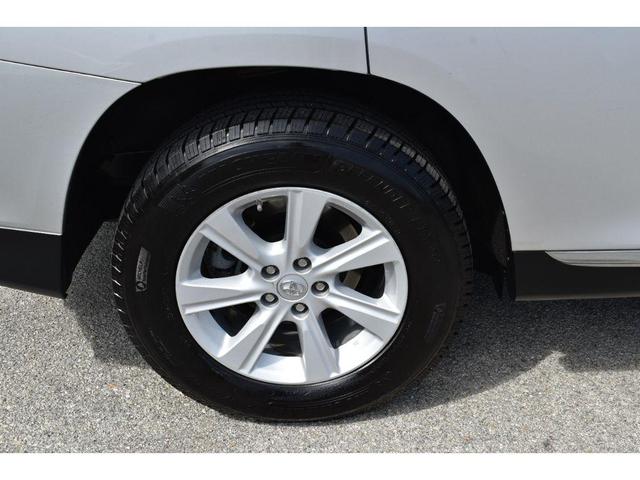 Photo of 2013 Classic Silver Metallic Toyota Highlander