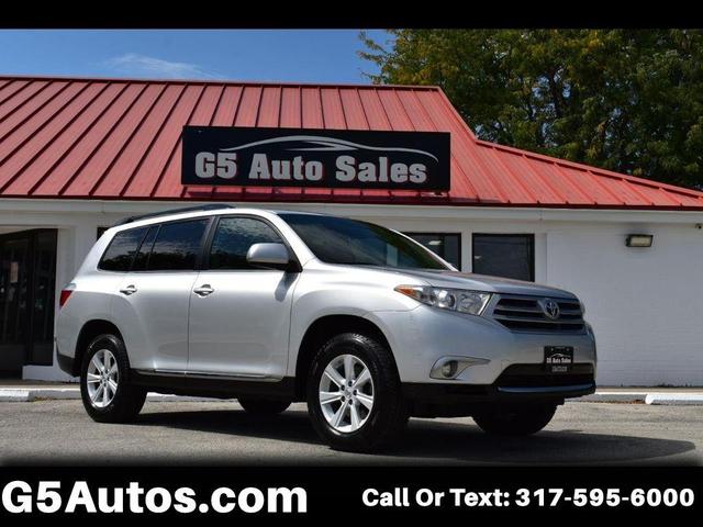 Photo of 2013 Classic Silver Metallic Toyota Highlander