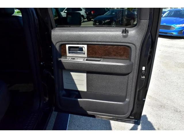 Photo of 2013 Tuxedo Black Metallic Ford F-150