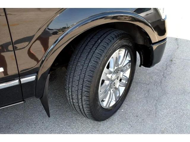 Photo of 2013 Tuxedo Black Metallic Ford F-150