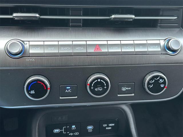 Photo of 2025 Abyss Black Hyundai KONA
