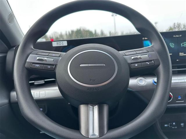Photo of 2025 Abyss Black Hyundai KONA