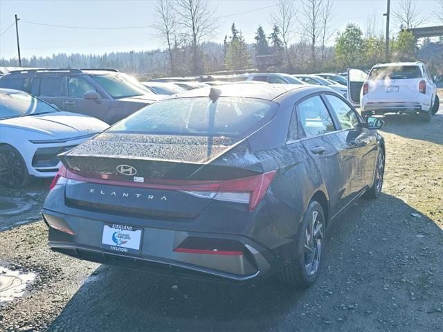 Photo of 2025 Abyss Black Hyundai ELANTRA