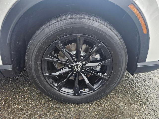 Photo of 2024 Platinum White Pearl Honda CR-V Hybrid