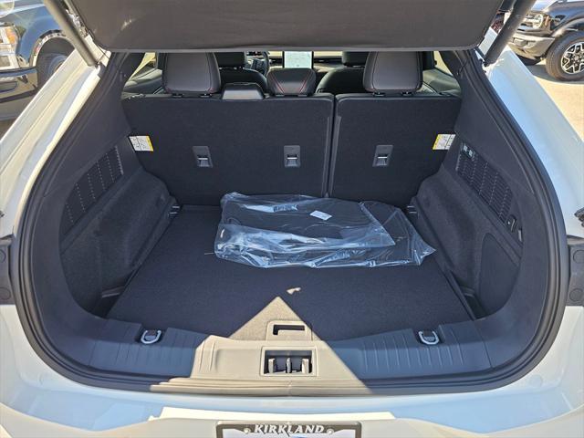 Photo of 2025 Star White Metallic Tri-Coat Ford Mustang Mach-E