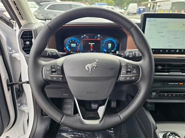 Photo of 2025 Oxford White Ford Bronco Sport