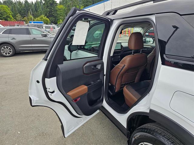 Photo of 2025 Oxford White Ford Bronco Sport