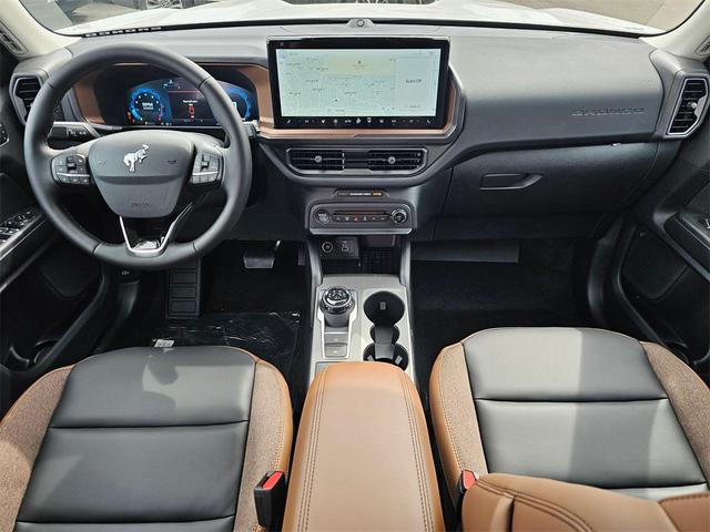 Photo of 2025 Oxford White Ford Bronco Sport