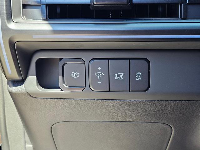 Photo of 2025 Earthy Brass Hyundai SANTA FE