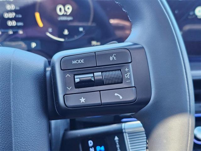 Photo of 2025 Earthy Brass Hyundai SANTA FE