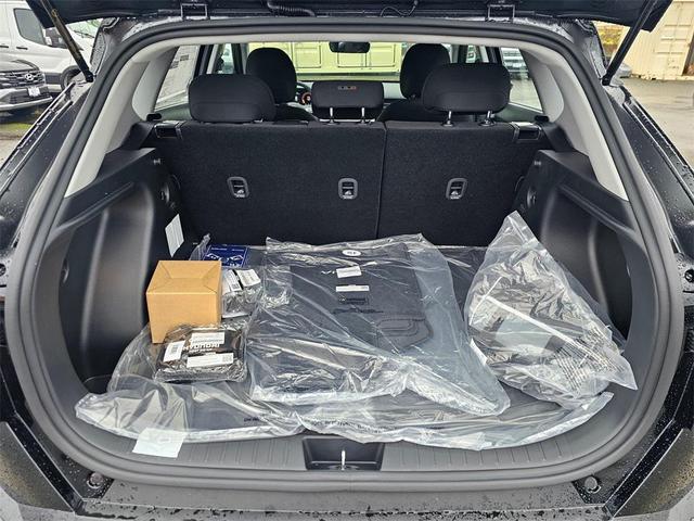Photo of 2025 Abyss Black Pearl Hyundai KONA