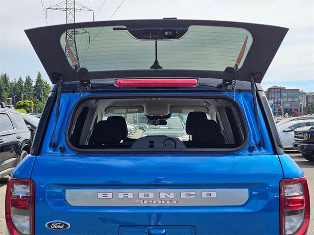 Photo of 2025 Velocity Blue Metallic Ford Bronco Sport