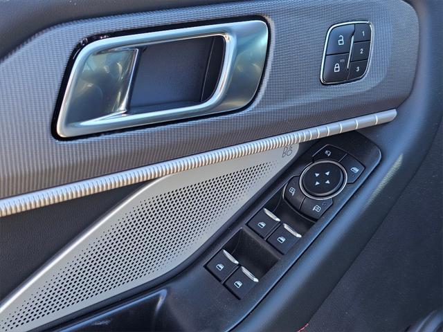 Photo of 2025 Vapor Blue Metallic Ford Explorer