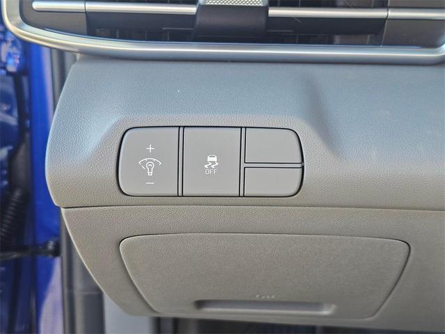 Photo of 2024 Intense Blue Hyundai ELANTRA
