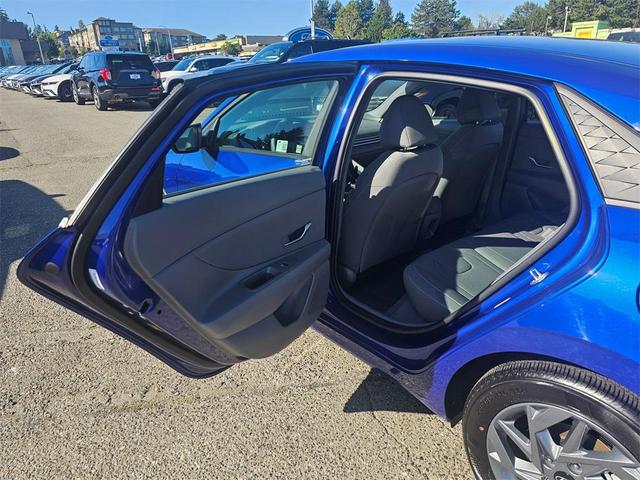 Photo of 2024 Intense Blue Hyundai ELANTRA