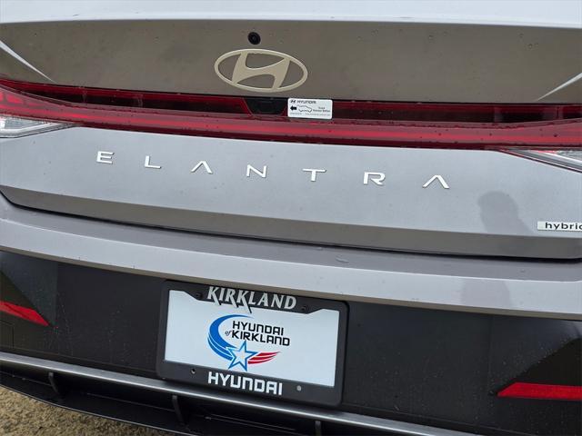 Photo of 2025 Fluid Metal Hyundai ELANTRA