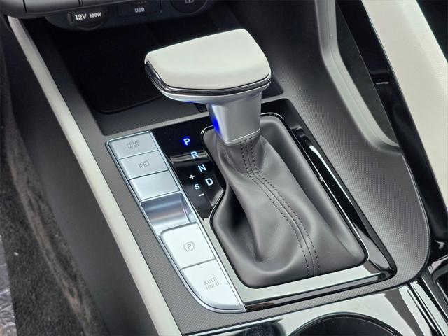 Photo of 2025 Fluid Metal Hyundai ELANTRA