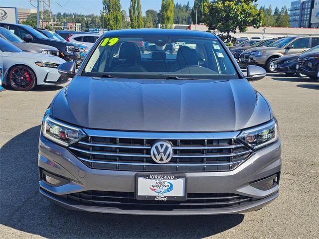 Photo of 2019 Platinum Gray Metallic Volkswagen Jetta