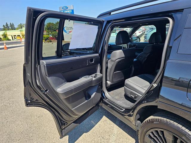 Photo of 2025 Phantom Black Hyundai SANTA FE HEV