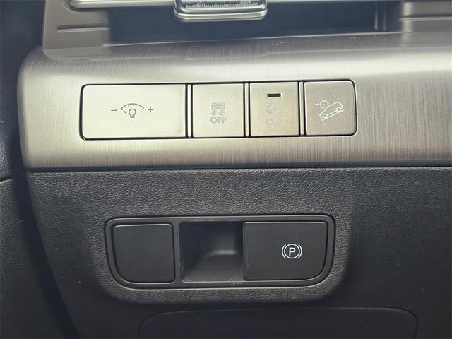 Photo of 2025 Soultronic Orange Pearl Hyundai KONA