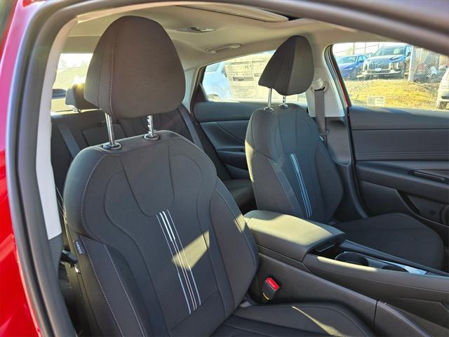 Photo of 2025 Ultimate Red Hyundai ELANTRA