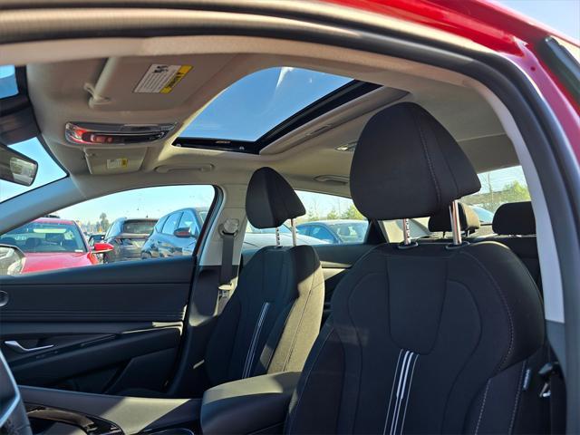 Photo of 2025 Ultimate Red Hyundai ELANTRA