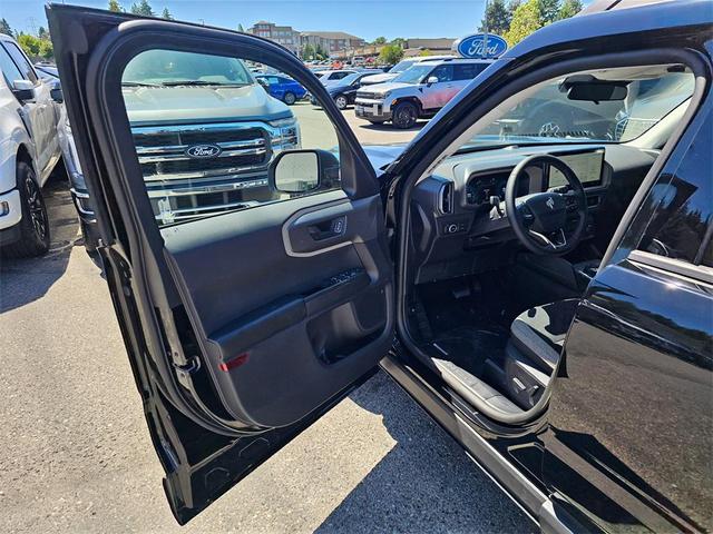Photo of 2025 Shadow Black Ford Bronco Sport