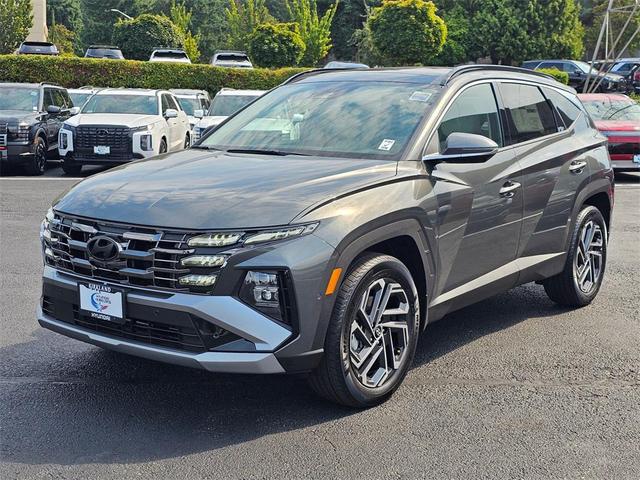 Photo of 2025 Amazon Gray Hyundai TUCSON Hybrid