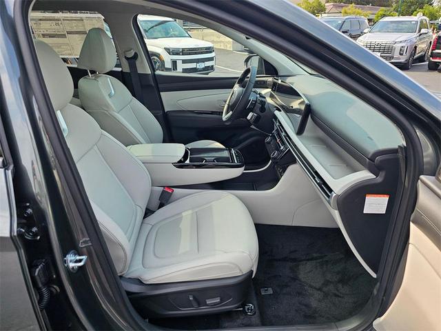 Photo of 2025 Amazon Gray Hyundai TUCSON Hybrid