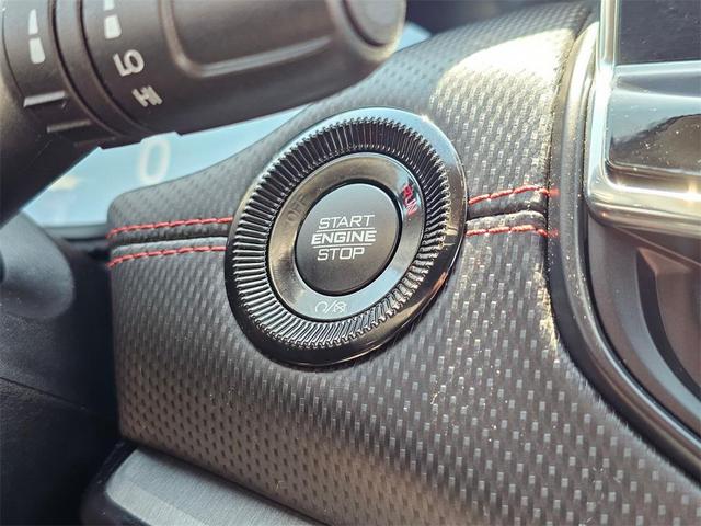 Photo of 2022 Granite Crystal Metallic Clearcoat Jeep Compass