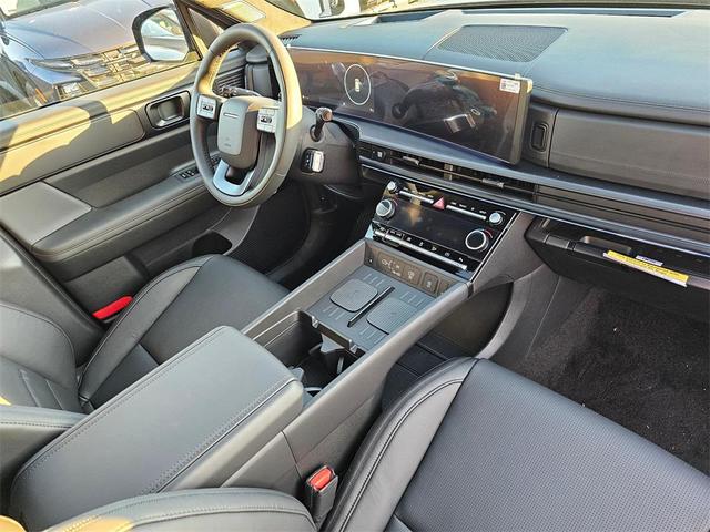 Photo of 2025 Earthy Brass Matte Hyundai SANTA FE