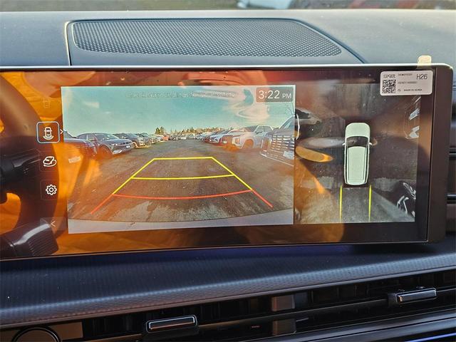 Photo of 2025 Earthy Brass Matte Hyundai SANTA FE
