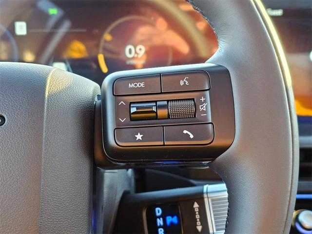 Photo of 2025 Earthy Brass Matte Hyundai SANTA FE