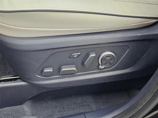 Photo of 2024 Abyss Black Pearl Hyundai PALISADE