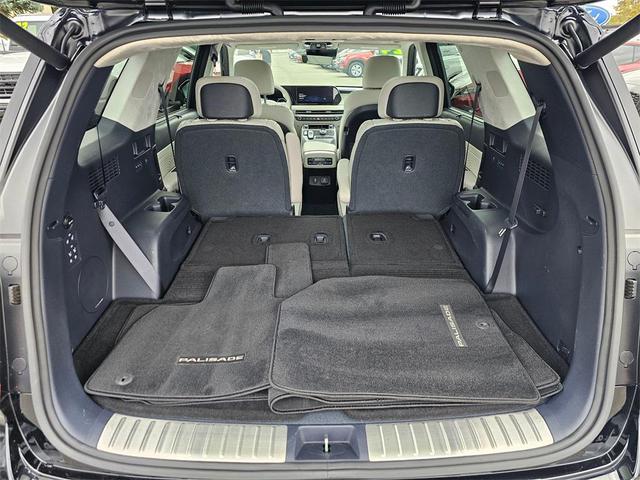 Photo of 2024 Abyss Black Pearl Hyundai PALISADE