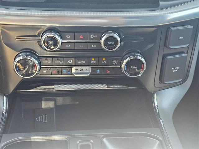 Photo of 2025 Star White Metallic Tri-Coat Ford F-150