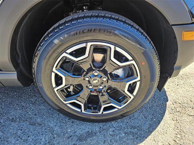 Photo of 2025 Shadow Black Ford Bronco Sport
