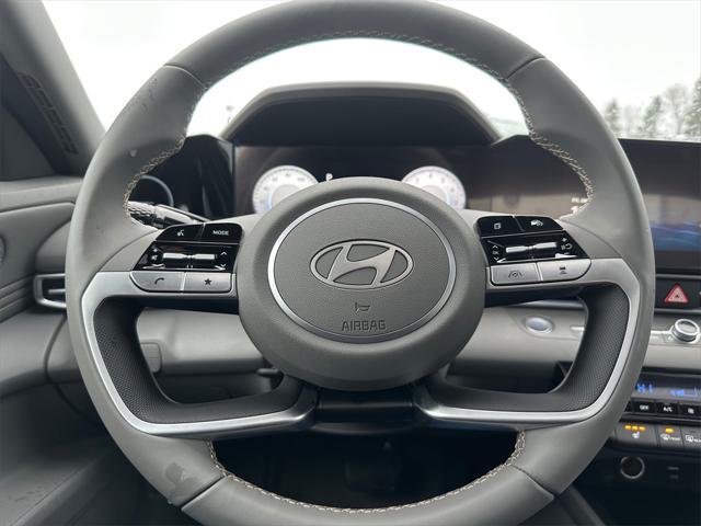 Photo of 2025 Intense Blue Hyundai ELANTRA