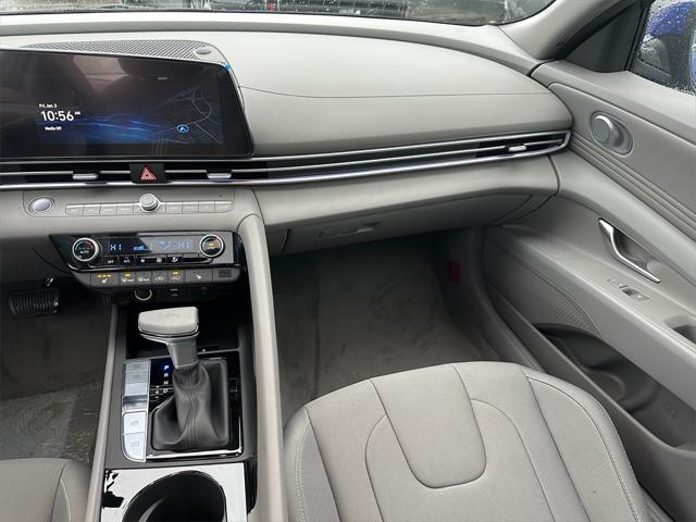 Photo of 2025 Intense Blue Hyundai ELANTRA