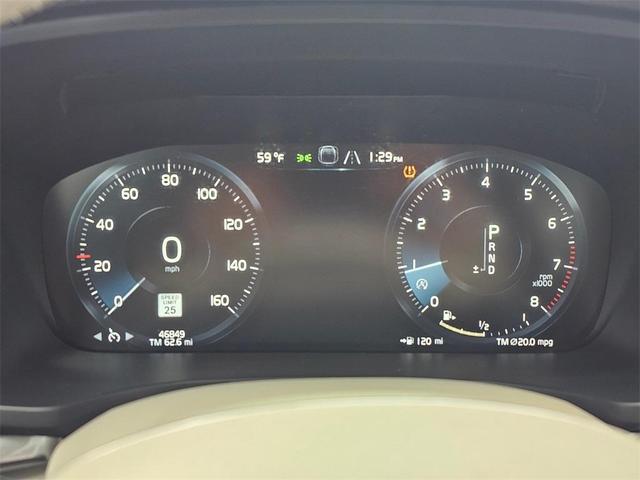 Photo of 2020 Fusion Red Metallic Volvo S60