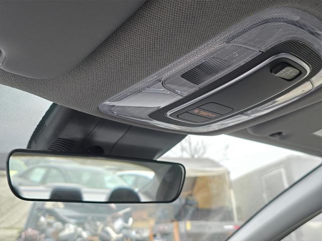 Photo of 2025 Abyss Black Hyundai ELANTRA HEV