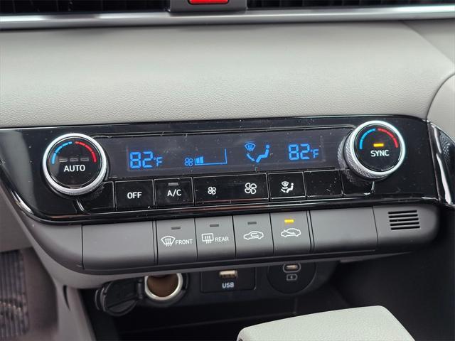 Photo of 2025 Abyss Black Hyundai ELANTRA HEV