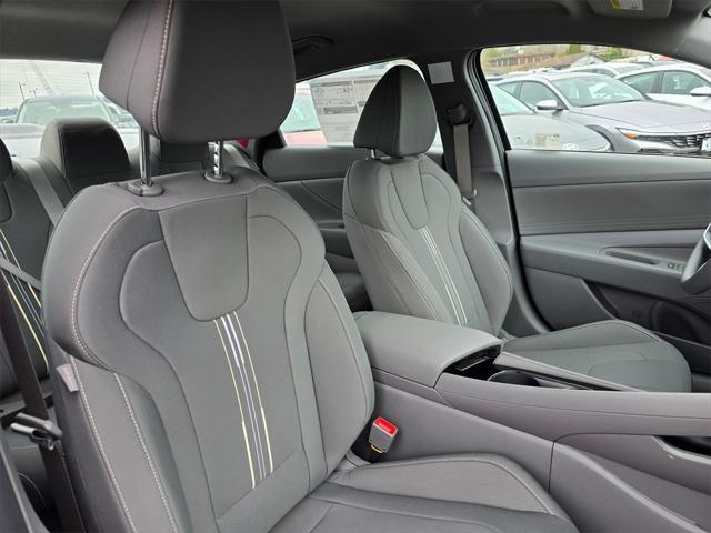 Photo of 2025 Abyss Black Hyundai ELANTRA HEV